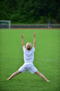 爱游戏体育在线-校园体育活动对学生情绪调节作用，学校体育对学生心理的促进作用