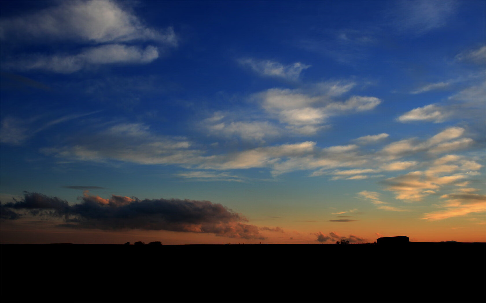 “新兴运动爆发,沙滩合球魅力无穷”